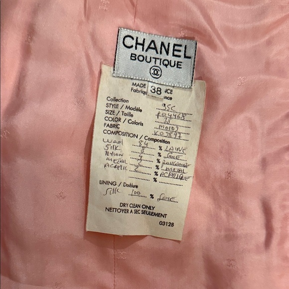CHANEL Classic Pink Tweed Suit - Picture 2 of 5
